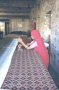 Hand printing cloth in Sananger